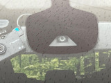 【エマージェンシーブレーキ】走行中に前方の車両等を認識し、衝突しそうな時は警報とブレーキで衝突回避と被害軽減をアシスト。より安全にドライブをお楽しみいただけます。