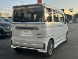 「車&rArr;充実のラインナップと確かな保証」 高品質車からお買い得な車まで豊富に取り揃え、安心して走れる「ワイド保証」でサポート致します。