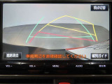 バックガイドモニターで、後方を確認しながら安心して駐車することができます。運転初心者も熟練者も必須の機能ですよ!
