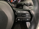 【アダプティブ・クルーズ・コントロール】予め設定した車速内でクルマが自動的に加減速。 前走車との適切な車間距離を維持しながら追従走行し、高速道路でのドライバーの疲労を軽減してくれる嬉しい機能付♪
