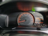 運転中に必要な情報がひと目で確認できるため、初めての方でも安心して扱えます