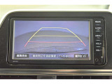 バックガイドモニターで、後方を確認しながら安心して駐車することができます。運転初心者も熟練者も必須の機能ですよ!
