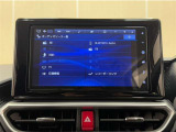 Bluetooth対応、CD/DVD再生機能付き。お好きな音楽を聴きながらのドライブは楽しいですよね〜♪