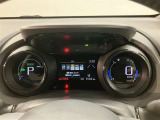 視認性の良いメ-タ-を採用しており、快適なドライブをサポ-トします♪