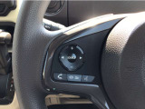 【ステリモ】ステアリングリモコンスイッチにてオーディオ操作可能となっております。運転にも集中できます。