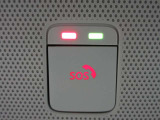 SOSコール 急病時や危険を感じた時SOSコールスイッチを押すと、専門のオペレーターに繋がって、警察や救急車への連携サポートしてくれます。(別途登録費用がかかります)