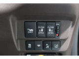 ◆◆両側電動スライドドア!!荷物で手が塞がる時など簡単にドアの開閉が出来ます!何より力いらずで開閉OK!女性やお年寄りにも優しい♪電動機能はOFFにもできますから元気なお子様の駆け出しも安心!