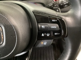 【アダプティブ・クルーズ・コントロール】予め設定した車速内でクルマが自動的に加減速。 前走車との適切な車間距離を維持しながら追従走行し、高速道路でのドライバーの疲労を軽減してくれる嬉しい機能付♪