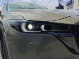 LEDヘッドランプ装備・消費電力が少なく明るいので夜間走行も安心して運転出来ます。