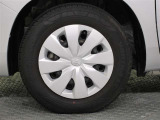 タイヤサイズは 155/80 R14 です。