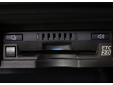 ★ETC2.0が装備されています!!社外品とは違い収まりの良いデザインが人気!高速道路を利用する際は必需品ですよね!!ストレス無く料金所を通過出来ます!!