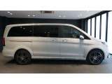 修理からメンテナンスまで、新車登録日から3年間無料トータルサポートするメルセデスケアを継承してご納車メルセデス・ベンツの価値と信頼性をさらに高め、オーナーの皆さまへより大きな安心を提供します。