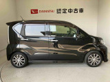 車両右側面からの写真になり。車をご覧になりたい時はお気軽に最寄りの店舗へご相談下さい。