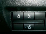 両側電動スライドドア装備です。運転席からボタン操作で開閉できます
