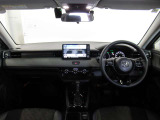 運転席になります。