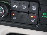 ◆シートヒーター装備◆寒い季節にピッタリなのが、このシートヒーター!寒い季節もシートヒーターが体を温めてくれます。寒い季節もドライブが楽しくなります。