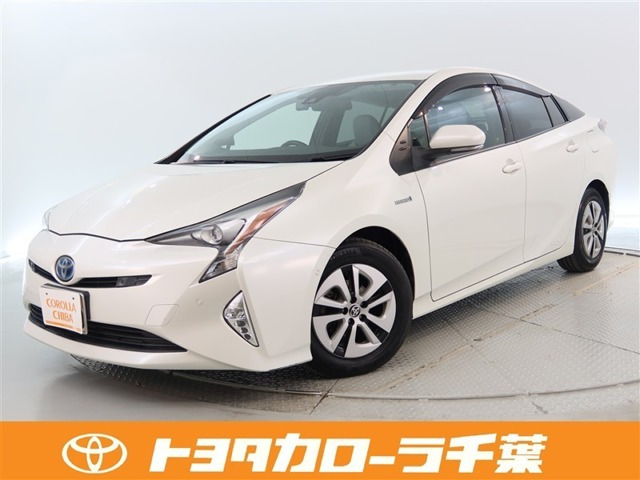 トヨタ プリウス 