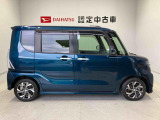 車両右側面からの写真になり。車をご覧になりたい時はお気軽に最寄りの店舗へご相談下さい。