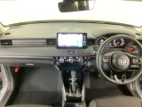 【前方視界】開放的な前方視界!運転がしやすく疲れにくいです♪窓が大きく、見通しがとっても良いおクルマですよ♪