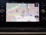 Volkswagen純正インフォティメントシステムDiscover Media 通信モジュール内蔵、常時オンライン化を実現