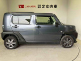 車両右側面からの写真になります。車をご覧になりたい時はお気軽に最寄りの店舗へご相談下さい。