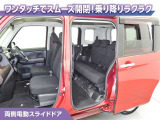 両側電動スライドドア付です!狭い駐車スペース等での乗降ラクラク!小さなお子様のいるご家庭にはうれしい装備ですね!