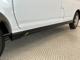 【現車確認及び来店納車のお願い】当社は県外販売を制限させて頂いております。基本は、近畿2府4県及び隣接県で、ご来店頂き現車確認及び、来店納車に限らせて頂いております。