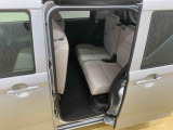WEB掲載時にはお車に付いている装備と、様々な写真をたくさん載せるように心がけております。1台1台特徴をとらえたキャッチコメントを掲載しています。