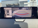 360度ビューモニター 4つのカメラで前後左右、俯瞰映像を表示、ドライバーからは見えない領域の危険認知をサポートするシステム搭載!