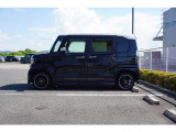 Honda SENSINGとは衝突を予測してブレーキをかけたり、前のクルマとちょうどいい距離でついていったりできる多彩な安心、快適機能を搭載した先進の安全運転支援システムです。