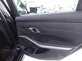 ご購入後の保証【2年または1年】は全国のBMW正規ディーラーにてご対応できます。保証期間中に万が一トラブルが発生した場合でも安心!緊急連絡の24時間フリーダイヤルで対応します。