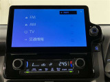 いまや必須装備「ナビゲーション」搭載!知らない場所にスイスイッとドライブ。もう、これなしではハンドルを握れませんね!でも運転中の操作は危険ですのでご注意ですね☆