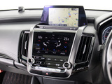 使いやすさや安全性を追求したステアリング周り!高級車ゆえにスイッチ類が多いのも特徴ですね!考え尽くされた配置ですぐに使いこなす事が出来ますのでご安心下さい!是非、体感してみて下さい!!