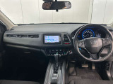 見通しの良い運転席回りとなっておりますので安心して運転をして頂けます!窓が大きいので明るく開放的な室内です