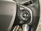 【アダプティブ・クルーズ・コントロール】予め設定した車速内でクルマが自動的に加減速。 前走車との適切な車間距離を維持しながら追従走行し、高速道路でのドライバーの疲労を軽減してくれる嬉しい機能付♪