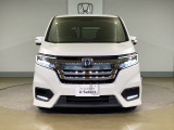 「自動車保険」と「あんしん特典」がひとつになったHondaのお店ならではの保険プランです。お客様のカーライフにより一層の安心をプラスします。