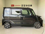 車両右側面からの写真になり。車をご覧になりたい時はお気軽に最寄りの店舗へご相談下さい。