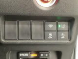 ホンダが推し進める総合先進安全装備のセンシング搭載! 衝突や斜線はみだしなどの危険が予測される時、センサーが警告。ヒューマンエラーを高度先進技術が補完してくれます。