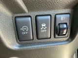 ガソリンを節約するのがアイドリングストップ。普段通りの運転で状況に応じてクルマ自身が判断してアイドリングストップし、エコドライブを行って経済的な走行を実現します