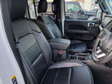 いつでもいつまでもお車をきれいに乗って頂くために当店にはゲート式洗車機を設置しております!