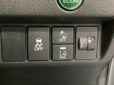 ホンダが推し進める総合先進安全装備のセンシング搭載! 衝突や斜線はみだしなどの危険が予測される時、センサーが警告。ヒューマンエラーを高度先進技術が補完してくれます。