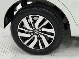 タイヤサイズは165/65R14!純正アルミホイール!残り溝は4ミリ程度です!