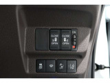 ◆◆両側電動スライドドア!!荷物で手が塞がる時など簡単にドアの開閉が出来ます!何より力いらずで開閉OK!女性やお年寄りにも優しい♪電動機能はOFFにもできますから元気なお子様の駆け出しも安心!