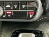 運転席/助手席シートヒーターで寒い日もすぐに温かくなり快適に過ごせます。2段階の温度調整が可能です