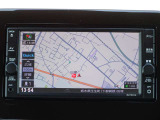 【ナビ】メモリーナビ(MJ119D-W)付きです。目的地を設定すれば初めての場所でも簡単に行くことができます。もちろん音楽だって聴けちゃいます♪