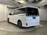 綺麗なボディーカラーで運転が楽しくなりますね☆