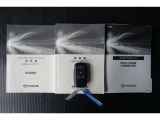 メンテナンスノート、取扱説明書付いています!おクルマの情報が、ギュッと凝縮★ 今までの整備記録が記載されている、大事な物です★