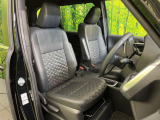 運転席シート廻りは使用感も少なく、良好な状態となっています。丁寧に使われていたことがよくわかりますね。