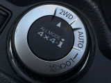 【オールモード4&times;4】2WD/4WDモードを手軽に切り替え可能。燃費重視の2WD、スタック時に役立つLOCK、AUTOモードでは4WDの配分を自動で調整し、路面状況を問わず安定した走りをサポート。