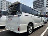 LEDテールライトです。省電力、高輝度のLEDは明るく照らすので夜間運転時の視認性を高めます。スタイリッシュな見た目で細かいところもこだわりたいあなたに!